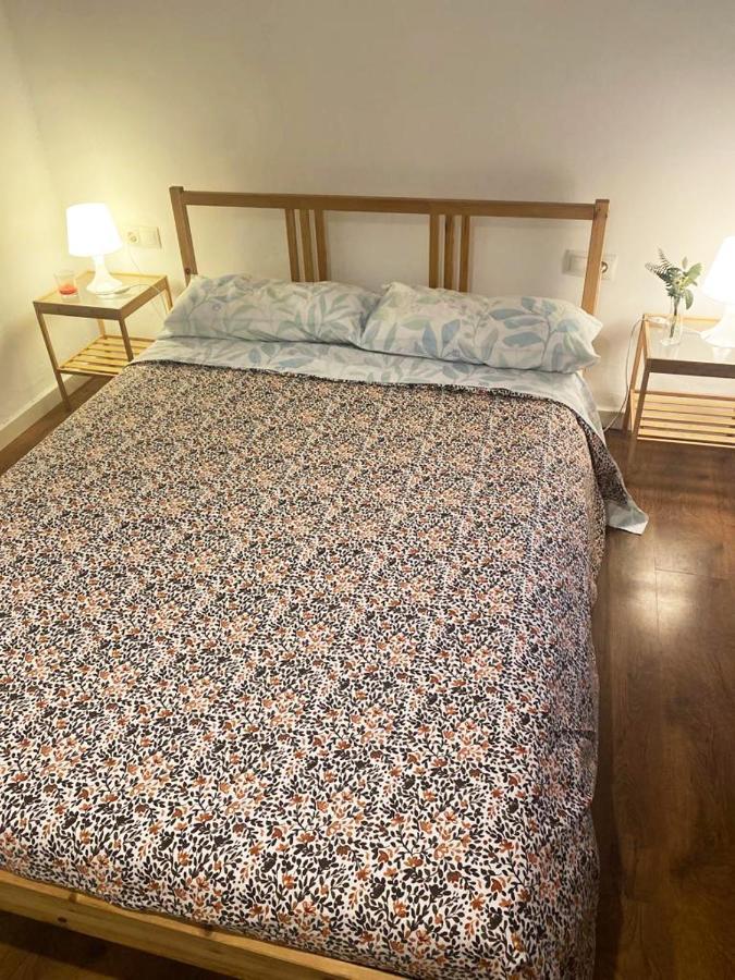 Peres I Valero Habitaciones En Piso Compartido Валенсия Екстериор снимка