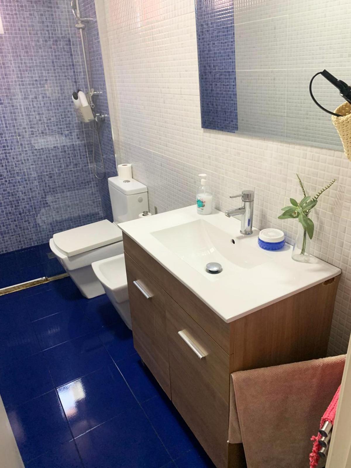 Peres I Valero Habitaciones En Piso Compartido Валенсия Екстериор снимка